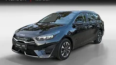 Gebruikt 2023 Kia Ceed Hatchback | € 23.945 (Eerlijke prijs)