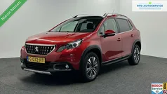 Rood, metallic lak Gebruikt 2019 Peugeot 2008 Allure SUV | € 12.500 (Goede deal)