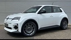 Wit Nieuw 2025 Renault R5 Evolution Hatchback | € 25.995 (Eerlijke prijs)