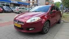 Rood Gebruikt 2009 Fiat Bravo Hatchback | € 2.950 (Eerlijke prijs)