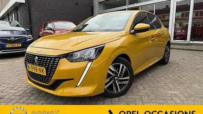 Occasion Peugeot 208 Allure 101 PK (74 kW) 2021 Geel Hatchback