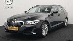 Zwart Gebruikt 2022 BMW 530e Luxury Line Stationwagen | € 37.840 (Super prijs)