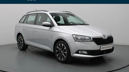 Grijs Occasion 2020 Skoda Fabia Business Line Stationwagen | € 13.790 (Eerlijke prijs)