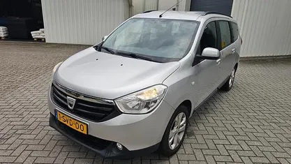 Occasion 2013 Dacia Lodgy Prestige MPV | € 1.795 (Super prijs)