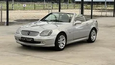 Grijs, metallic lak Gebruikt 2003 Mercedes SLK200 Edition Cabriolet | € 4.950 (Goede deal)