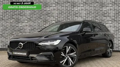 Zwart Gebruikt 2022 Volvo V90 R-Design Stationwagen | € 39.694 (Goede deal)