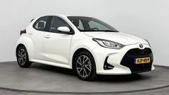 Gebruikt 2024 Toyota Yaris Hybrid Hatchback | € 23.999 (Eerlijke prijs)