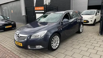 Occasion Opel Insignia Edition 179 PK (131 kW) 2010 Blauw Stationwagen