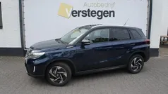 Gebruikt 2024 Suzuki Vitara Style SUV | € 29.950 (Eerlijke prijs)