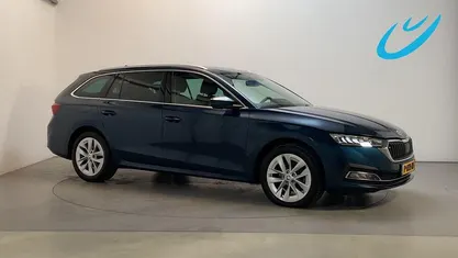 Blauw Occasion 2021 Skoda Octavia Business Line Stationwagen | € 19.900 (Eerlijke prijs)