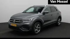 Grijs Gebruikt 2024 VW T-Roc R-line SUV | € 34.900 (Eerlijke prijs)