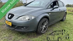 Grijs Gebruikt 2009 Seat Leon Style Hatchback | € 2.499 (Eerlijke prijs)