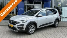 Grijs Gebruikt 2022 Dacia Jogger Comfort MPV | € 18.950 (Eerlijke prijs)