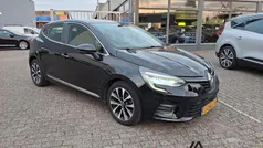 Gebruikt 2020 Renault Clio V Intens Hatchback | € 12.250 (Eerlijke prijs)