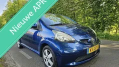 Blauw Gebruikt 2008 Toyota Aygo Hatchback | € 1.799 (Goede deal)