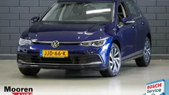 Gebruikt 2021 VW Golf VIII Style Hatchback | € 23.950 (Eerlijke prijs)
