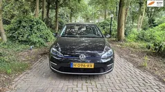 Zwart Gebruikt 2020 VW e-Golf Hatchback | € 12.495 (Eerlijke prijs)