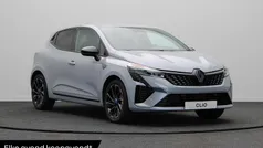 Gebruikt 2025 Renault Clio V Esprit Alpine Hatchback | € 31.445 (Eerlijke prijs)