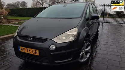 Grijs (metallic) Gebruikt 2006 Ford S-MAX S MPV | € 1.945 (Eerlijke prijs)