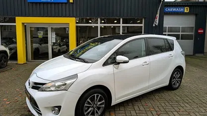Occasion Toyota Verso Business Edition 147 PK (108 kW) 2014 Wit MPV
