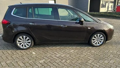 Bruin (metallic) Occasion 2012 Opel Zafira Tourer Cosmo MPV | € 8.750 (Eerlijke prijs)