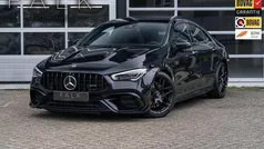 Zwart, metallic lak Gebruikt 2021 Mercedes CLA45 AMG Premium Plus Sedan | € 64.950 (Eerlijke prijs)