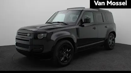 Zwart Occasion 2025 Land Rover Defender SE Dynamic SUV | € 99.940 (Eerlijke prijs)