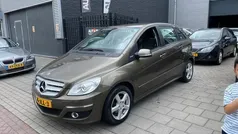 Bruin Gebruikt 2009 Mercedes B150 Business MPV | € 2.999 (Eerlijke prijs)