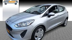 Grijs (metallic) Gebruikt 2019 Ford Fiesta Trend Hatchback | € 9.995 (Goede deal)