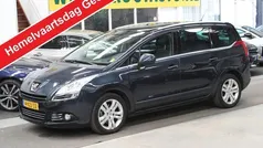 Gebruikt 2013 Peugeot 5008 MPV | € 7.944 (Eerlijke prijs)
