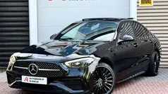 Zwart, metallic lak Gebruikt 2023 Mercedes C300e AMG line Sedan | € 49.950 (Eerlijke prijs)