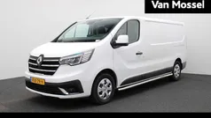 Blanc glacier Gebruikt 2023 Renault Trafic Van | € 21.930 (Goede deal)