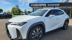 Gebruikt 2019 Lexus UX 250h Sport Line SUV | € 29.900 (Eerlijke prijs)