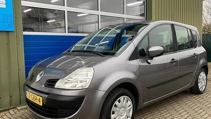 Occasion Renault Grand Modus Expression 75 PK (55 kW) 2008 Grijs (metallic) MPV