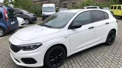 Wit Gebruikt 2020 Fiat Tipo Street Hatchback | € 11.990 (Eerlijke prijs)