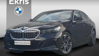 Zwart Occasion 2024 BMW i5 M Sport Sedan | € 56.900 (Super prijs)