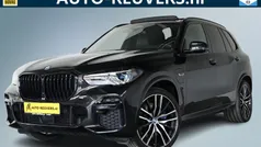Zwart Gebruikt 2022 BMW X5 M Sport SUV | € 62.900 (Goede deal)