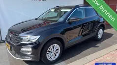 Zwart Gebruikt 2020 VW T-Roc Style SUV | € 15.999 (Eerlijke prijs)