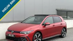 Rood, metallic lak Gebruikt 2021 VW Golf VIII GTE Hatchback | € 25.995 (Eerlijke prijs)