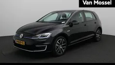 Zwart Gebruikt 2020 VW e-Golf Hatchback | € 12.900 (Eerlijke prijs)