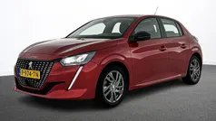 Rood Gebruikt 2022 Peugeot 208 Active Hatchback | € 14.250 (Eerlijke prijs)