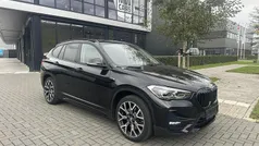 Zwart Gebruikt 2022 BMW X1 Sport Line SUV | € 30.950 (Eerlijke prijs)