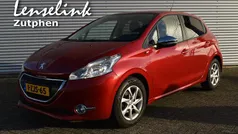 Rood Gebruikt 2015 Peugeot 208 Style Hatchback | € 4.495 (Eerlijke prijs)