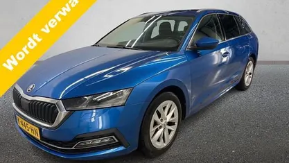 Occasion 2021 Skoda Octavia First Edition Stationwagen | € 20.950 (Eerlijke prijs)