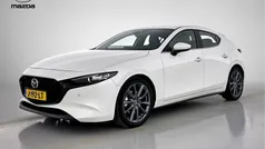 Wit Gebruikt 2020 Mazda 3 Comfort Hatchback | € 19.945 (Eerlijke prijs)