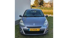 Grijs Gebruikt 2011 Renault Clio II Hatchback | € 2.850 (Eerlijke prijs)