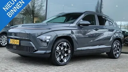 Grijs Occasion 2023 Hyundai Kona Premium SUV | € 31.800 (Eerlijke prijs)