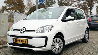 Gebruikt 2018 VW up! move up! Hatchback | € 7.995 (Eerlijke prijs)