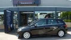 Zwart Gebruikt 2018 Mercedes B180 Ambition MPV | € 18.850 (Eerlijke prijs)