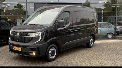 Gebruikt 2025 Renault Master Van | € 46.985 (Eerlijke prijs)